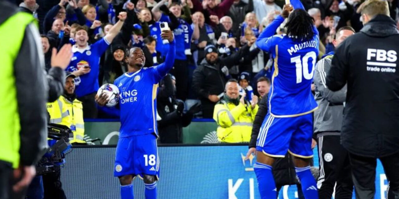  Leicester concreta su regreso a la Liga Premier