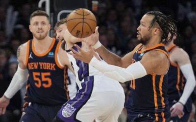 Brunson y Hart conducen a Knicks a remontada para cortar racha a Kings