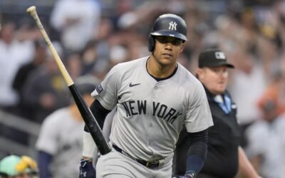 Soto vuelve a San Diego y pega 1 de los 4 jonrones de Yankees, que ganan por 8-0