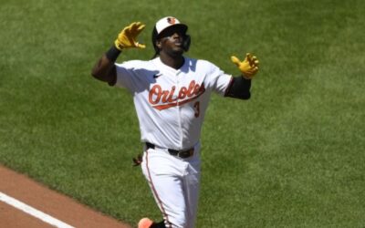Mateo jonronea y Orioles someten 7-2 a Yanquis para llevarse la serie
