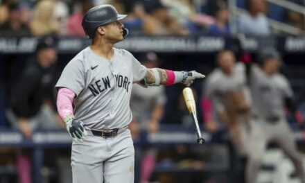 Treviño batea 2 de los 5 jonrones de Yankees en victoria 10-6 sobre Rays