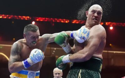 Usyk vence a Fury por decisión dividida y es monarca indiscutible de los pesados