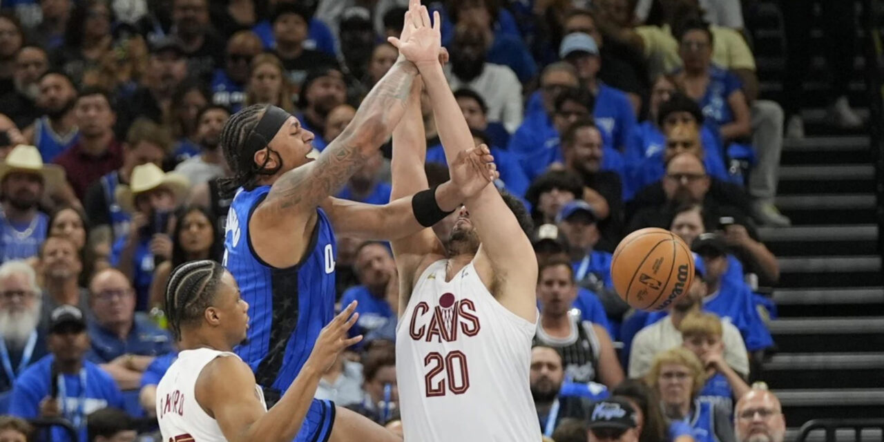 Banchero anota 27, Magic se impone a Cavs y obliga a 7mo partido