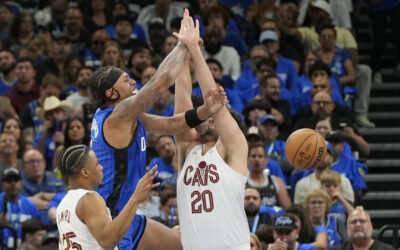 Banchero anota 27, Magic se impone a Cavs y obliga a 7mo partido