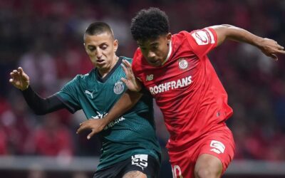 Chivas resistió ante Toluca y es semifinalista