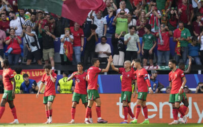 CR7 y Portugal ganan 3-0 a Turquía en la Euro