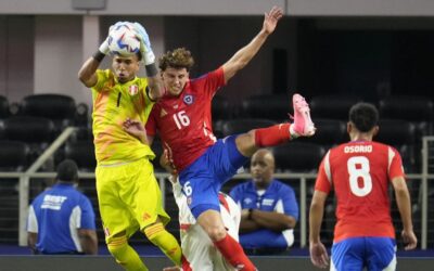 Perú y Chile empatan sin goles en un encuentro de escasa emoción