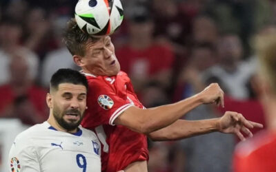 Dinamarca avanza a octavos tras empatar con Serbia, eliminada de la Euro