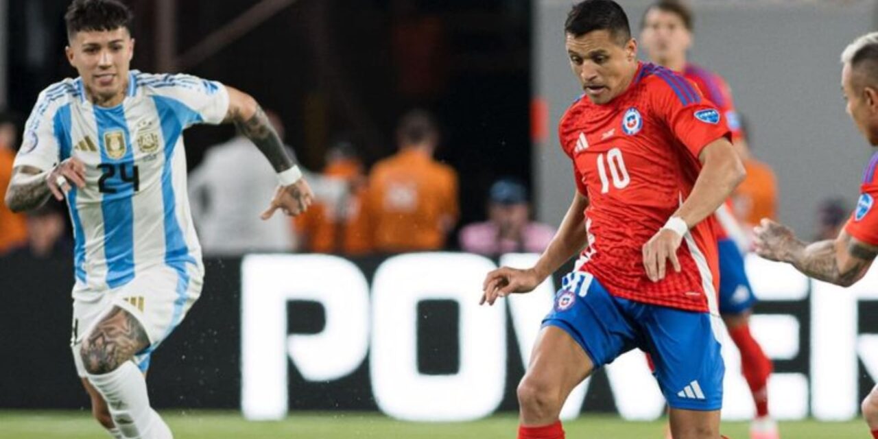 Argentina gana a Chile con agónico gol de Lautaro Martínez y clasifica a cuartos de Copa América