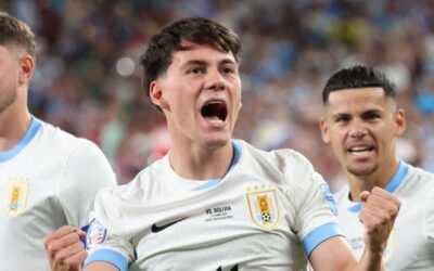 Uruguay destroza a Bolivia 5-0 y pone un pie en cuartos de Copa América