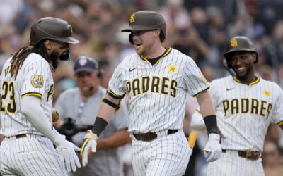 Kim, Cronenworth y Higashioka pegan jonrones en triunfo de Padres 13-1 ante Diamondbacks