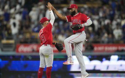 Angelinos remontan y se imponen 3-2 a Dodgers en 10 innings