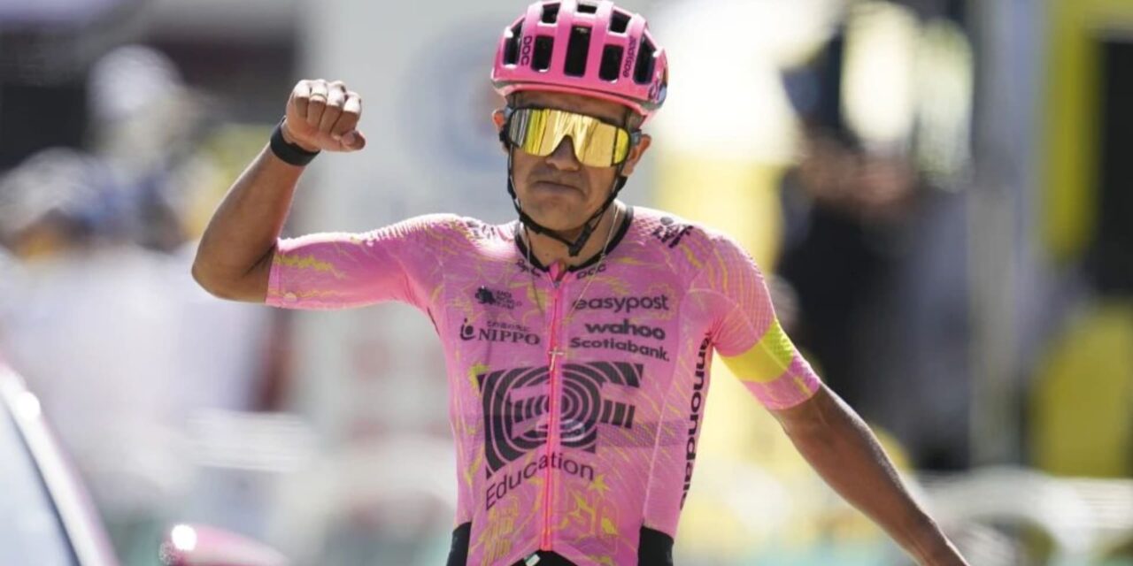 Ecuatoriano Richard Carapaz gana la 17ma etapa del Tour de Francia