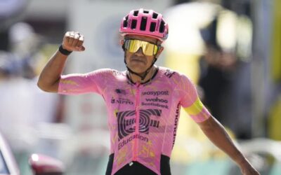 Ecuatoriano Richard Carapaz gana la 17ma etapa del Tour de Francia