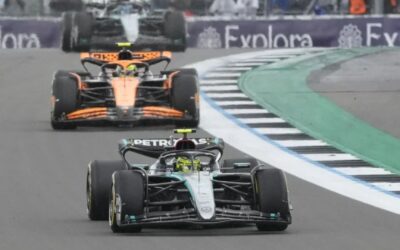 En un emocionante Gran Premio Británico, Hamilton gana dejando atrás a Verstappen
