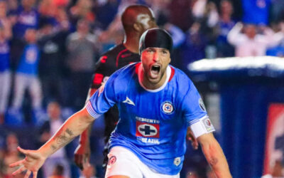 Cruz Azul aplastó a Xolos con doblete de Giakoumakis