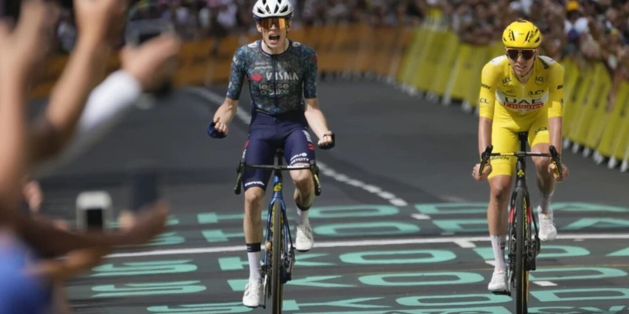 Vingegaard supera a Pogacar en el sprint para ganar la brutal 11ma etapa del Tour de France