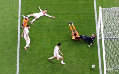 Gol en contra de Müldür mete a Países Bajos en las semifinales de la Eurocopa