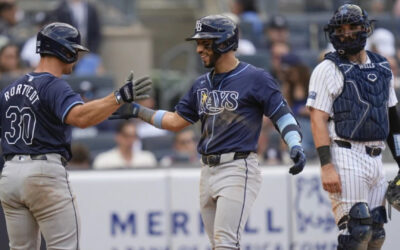 Rays se imponen 6-5 ante Yankees, con la ayuda de Palacios, Arozarena, Siri, y Caballero
