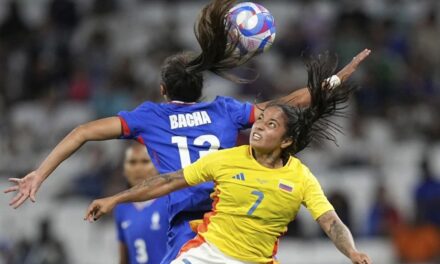 Francia derrota 3-2 a Colombia en fútbol olímpico femenino. Canadá gana tras escándalo con dron