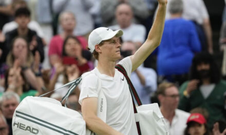 Sinner se da de baja del torneo de tenis olímpico por una amigdalitis