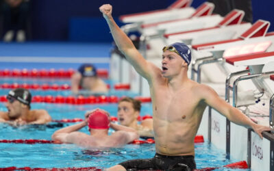 Léon Marchand gana oro en natación en 400 metros combinados