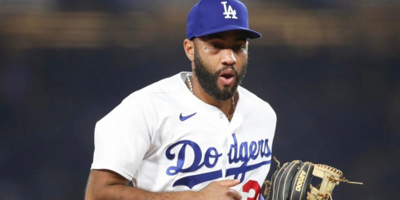 Dodgers obtienen nuevamente a Amed Rosario en canje con Rays