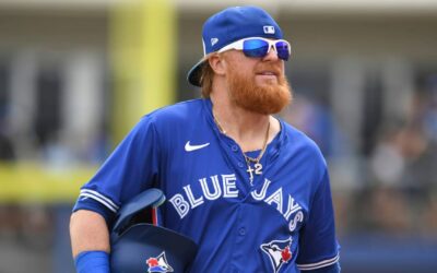 Justin Turner pasa a Marineros a cambio de un prospecto