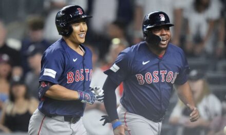 Red Sox se imponen a Yankees con jonrones en la 9na y la 10ma