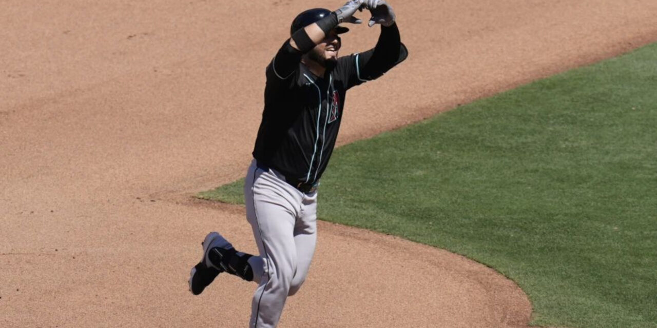 Eugenio Suárez batea jonrón, doble y produce 5 en victoria 9-1 de Diamondbacks ante Padres