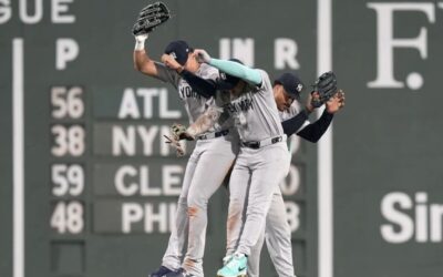 Torres dispara doble de 2 carreras en la 10ma y Yankees remontan para imponerse 11-8 a Medias Rojas