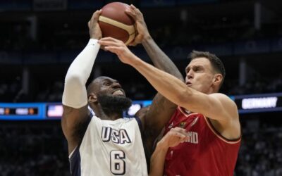 LeBron James anota los últimos 11 puntos de EE.UU. en triunfo por 92-88 sobre Alemania