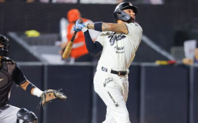 Toros de Tijuana venció 8-2 a Caliente de Durango para amarrar su décima temporada consecutiva en postemporada