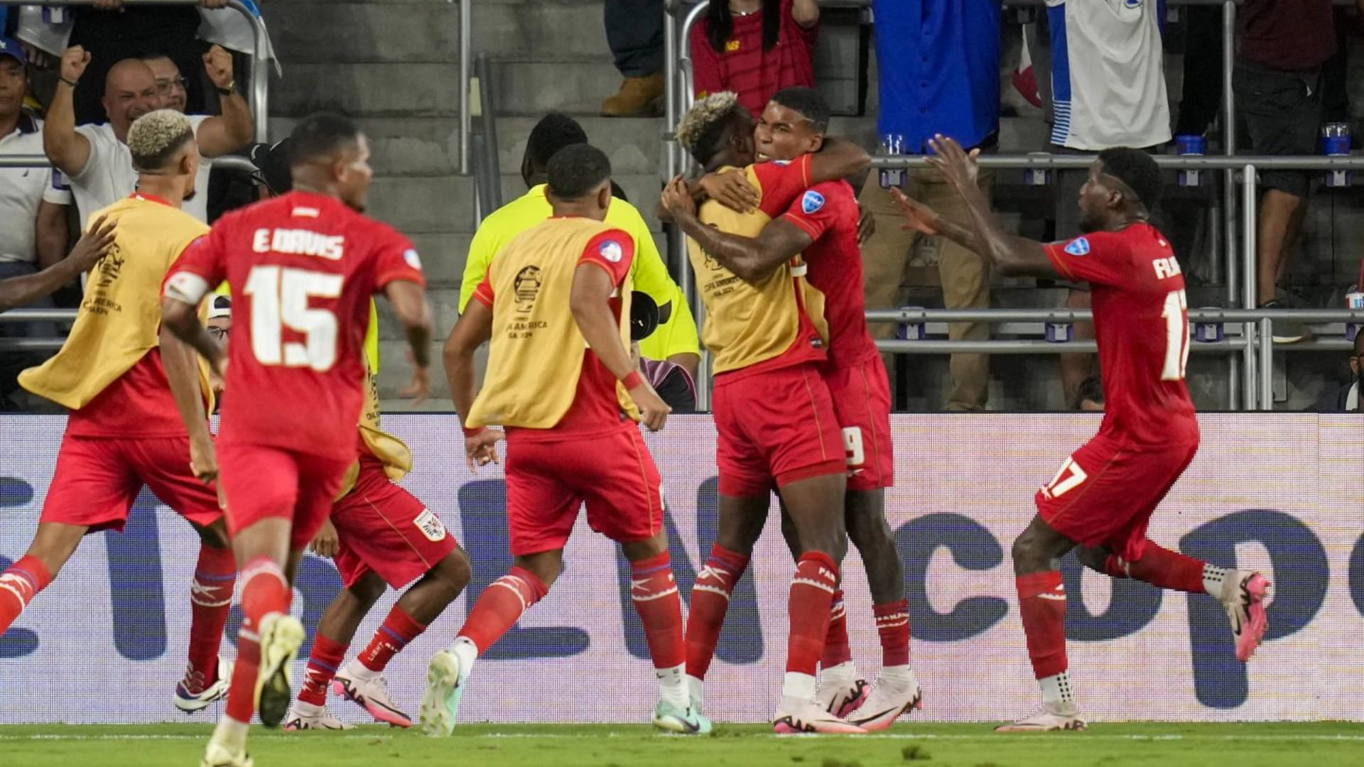 Panamá supera 3-1 a Bolivia y avanza a cuartos en la Copa América, hundiendo a EEUU