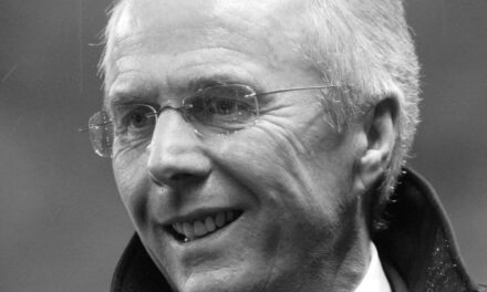 Falleció Sven-Goran Eriksson, el primer técnico extranjero que dirigió a Inglaterra. Tenía 76 años