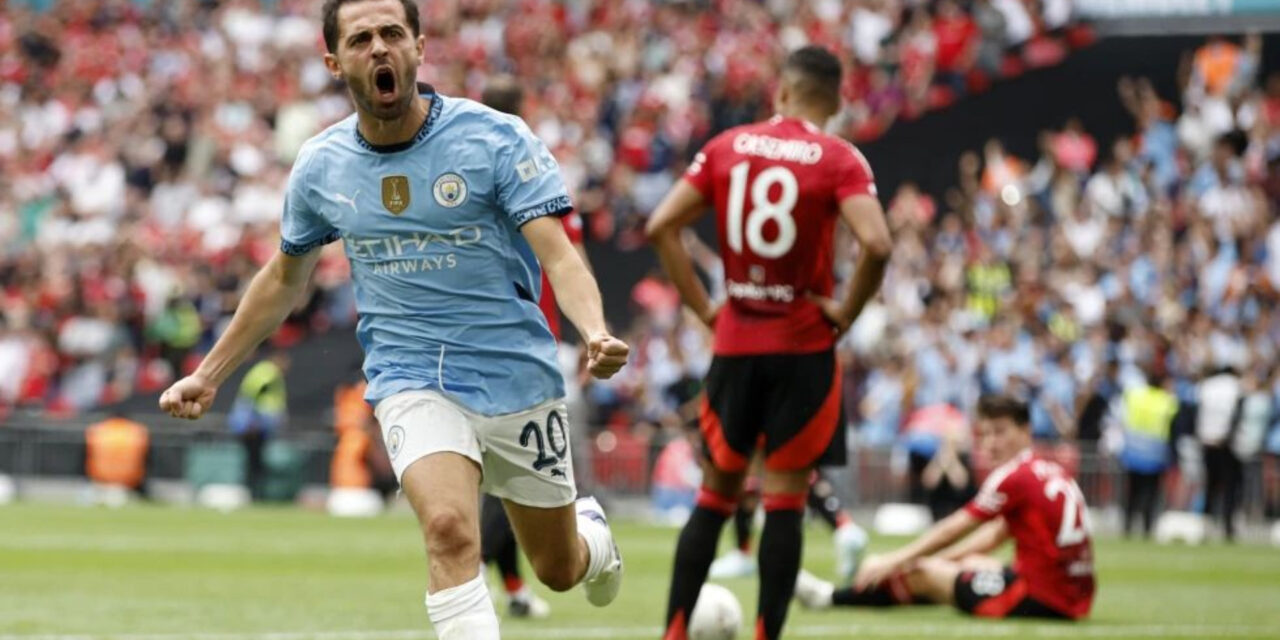 Akanji convierte penal decisivo en la tanda y Man City vence al United para ganar Community Shield