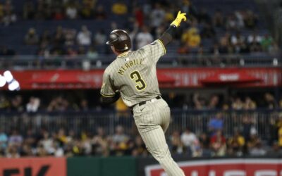 Jackson Merrill tiene 2 HR, incluido el del empate en triunfo de Padres ante Piratas