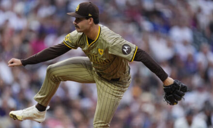 Machado y Cease ayudan a Padres en remontada frente a Rockies