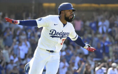Teoscar Hernández batea el hit de la victoria en el 10mo y Dodgers barren a los Piratas