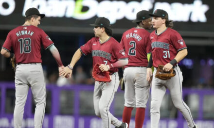 Carroll dispara jonrón y Diamondbacks vencen 3-1 a Marlins