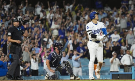 Ohtani pone fin a juego con grand slam y llega a club de los 40-40, en triunfo de Dodgers ante Rays