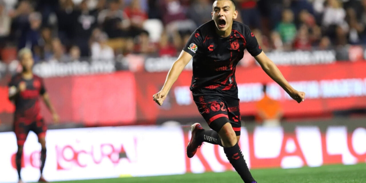 Gilberto Mora hace gol histórico y decisivo en la victoria de Xolos contra León