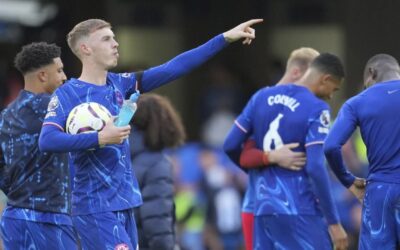 Palmer anota 4 y Chelsea vence al Brighton, mientras que Arsenal se espera hasta el final para ganar
