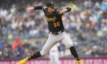 Skenes lanza 2 entradas perfectas en su debut en el Estadio de los Yankees y Piratas ganan 9-4