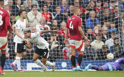 Contundente victoria de Liverpool ante Man United en Old Trafford