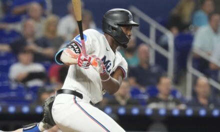 Sánchez conduce a Marlins a victoria 11-9 sobre Dodgers, aunque Ohtani llega a 48 jonrones