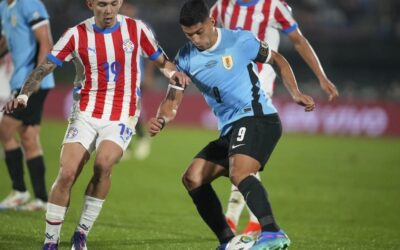 En adiós de Suárez, Uruguay se atora frente a Paraguay 