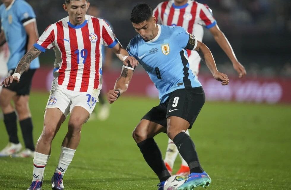 En adiós de Suárez, Uruguay se atora frente a Paraguay 