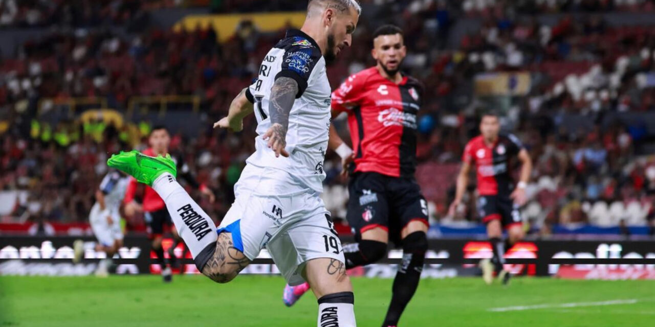 Gallos suma nuevo triunfo ante Atlas