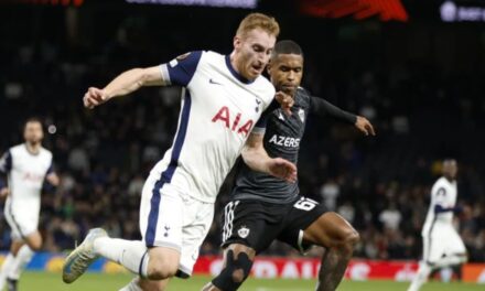 Tottenham se sobrepone a expulsión temprana y golea 3-0 a Karabag en Liga Europa